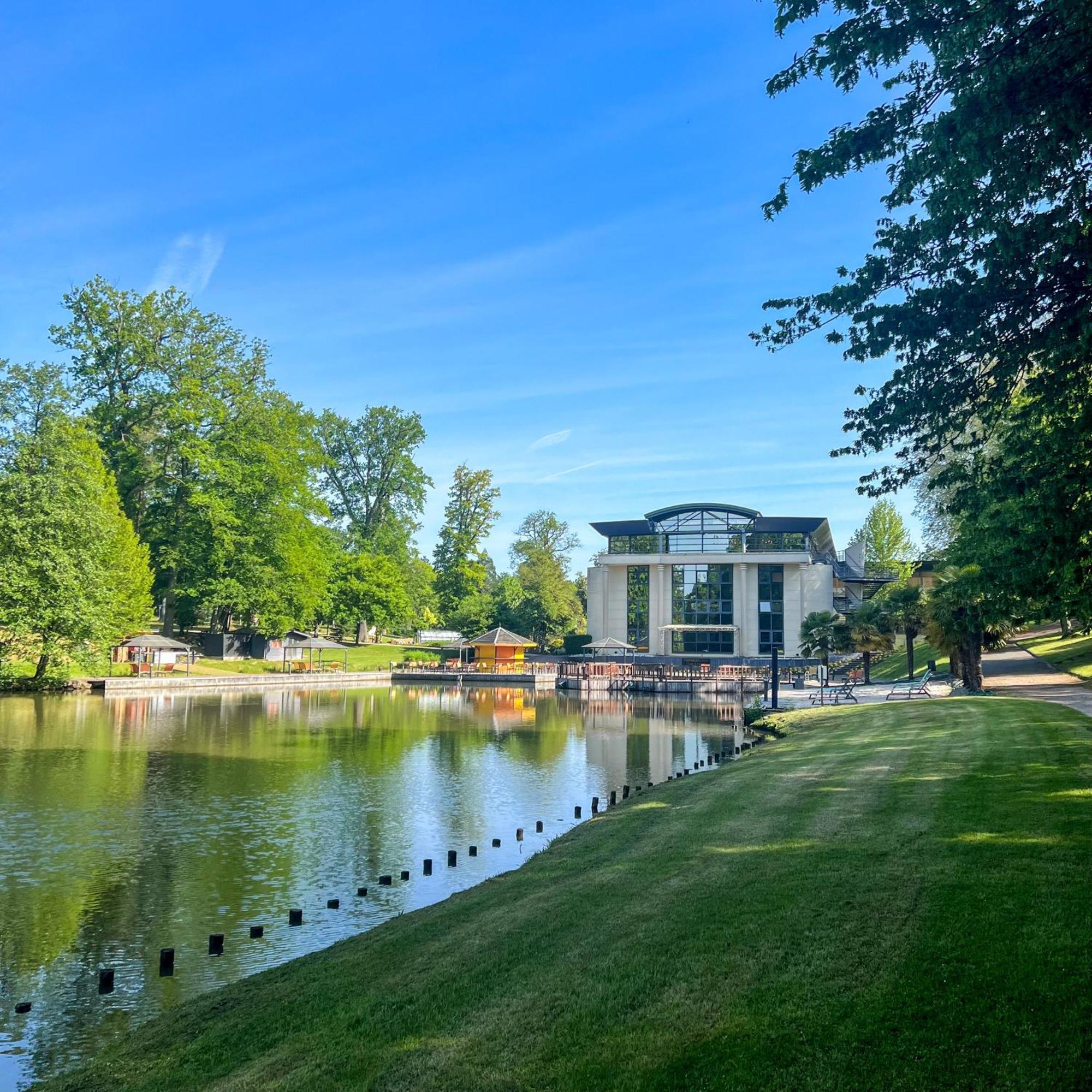 Le Forges Hotel Exterior photo